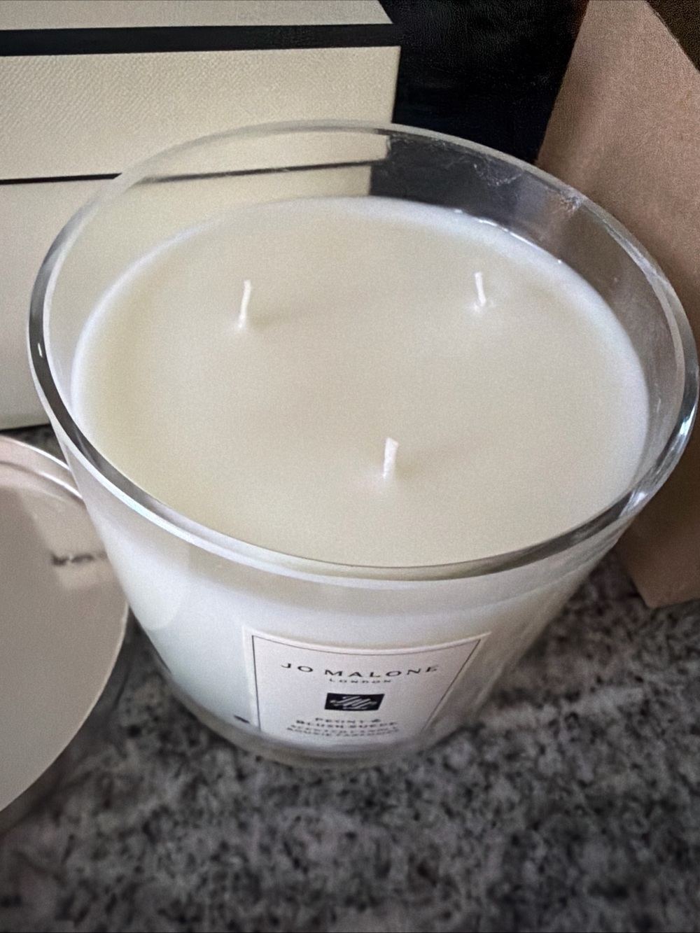 Jo Malone large deluxe 600 gram 21 oz three-wick candle Peony and Blush Suede - Picture 3 of 5